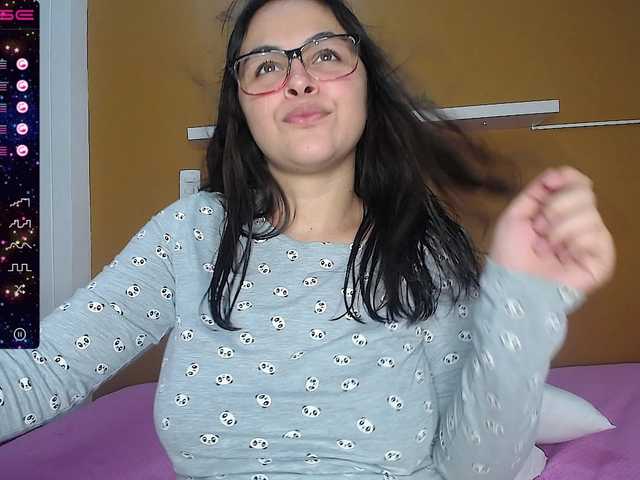 Broadcast screenshots VERONIK_XOXO