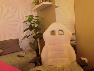 Erotic video chat nyanyadolls