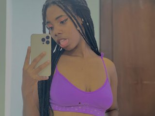 Erotic video chat Nyomi-Jay