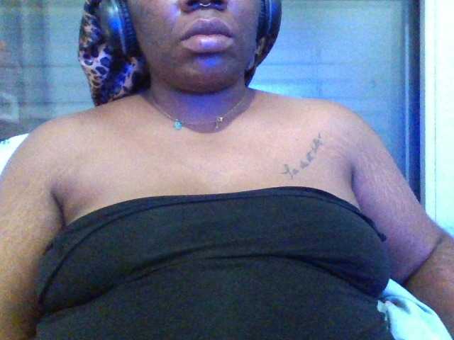 Broadcast screenshots NYRIELLE