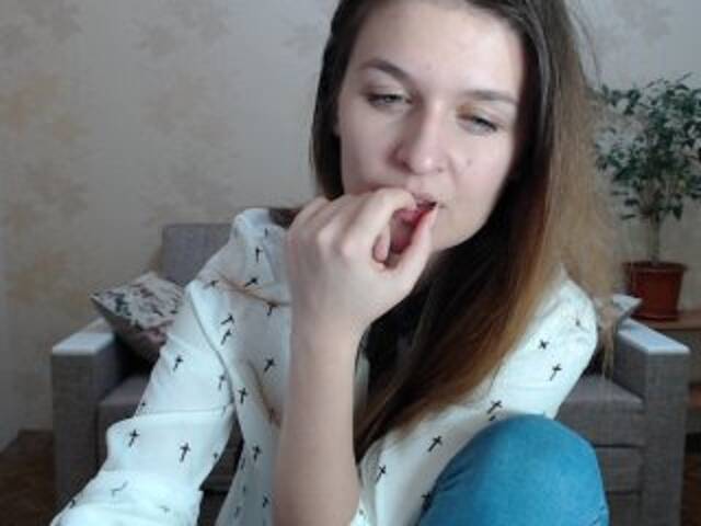 Broadcast screenshots olivia_storm