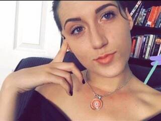 Erotic video chat Oliviaeve