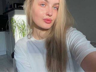 Erotic video chat OliviaKisss3