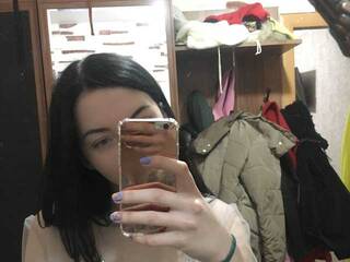 Erotic video chat OlliMay19