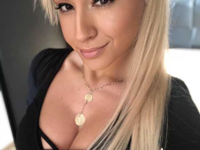 Photo of the profile Onehotblonde