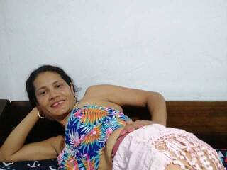 Erotic video chat OrianaFerrero