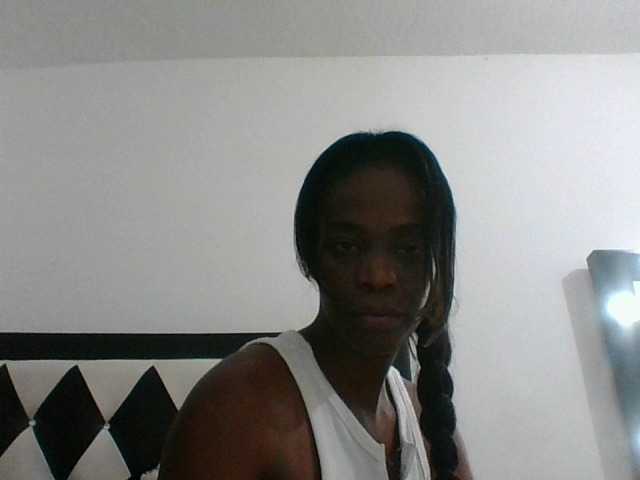 Welcome to my chat room! Feel free to say hi 😊