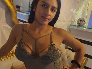 Erotic video chat PamelaQueen19