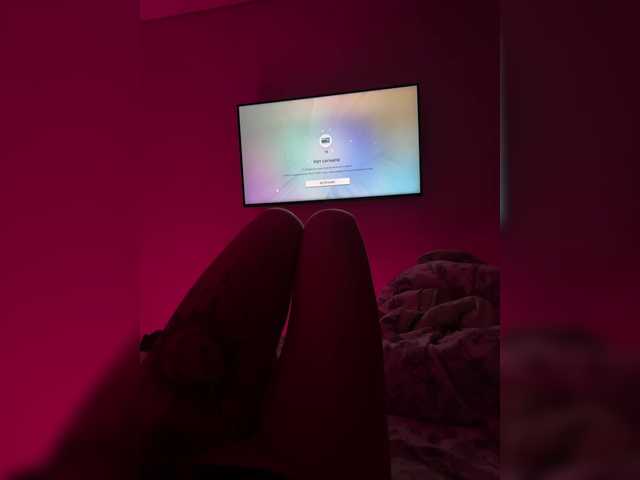 Broadcast screenshots TheonlyoneBoyX