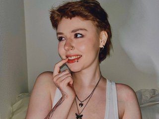 Erotic video chat YourLola