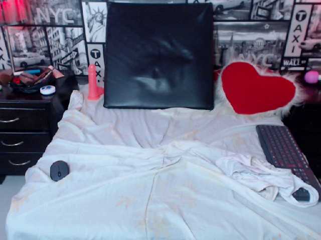 Broadcast screenshots PaulaSex4U