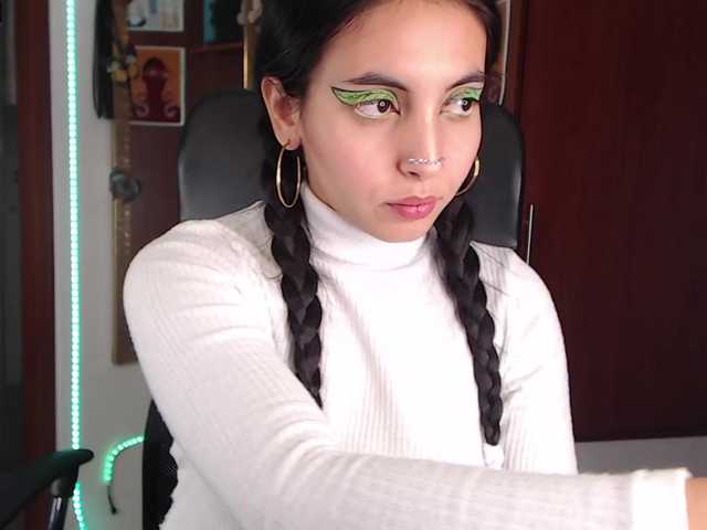 Photos PepperLara #makeup #sexy #colombian #latina #latingirl #bdsm #bigass #prettyface #culogrande #coño #pussy #lovense