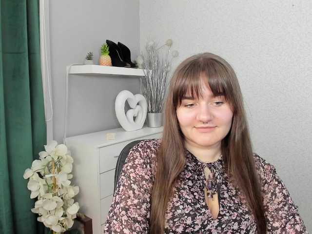 Broadcast screenshots perfectJulie