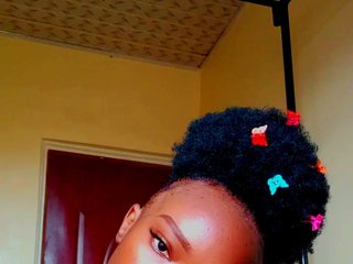 Erotic video chat Petite-lexxiea