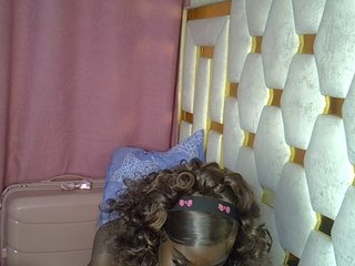 Erotic video chat Petitelunar