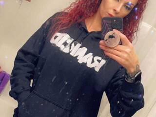 Erotic video chat DesiMeow