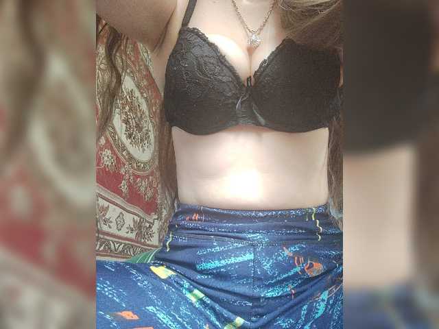 Photos KOTENOCHEK27 @total MY DREAM❤ (APARTMENT) @sofar Collected @remain Left Hello. Place ❤ . Lovens is on! Vibrate in my pussy))) Favorite modes 33, 66, 111,333, and my favorite 555) C2C 50 TK-5 MINDrop tokens only in the general chat! )