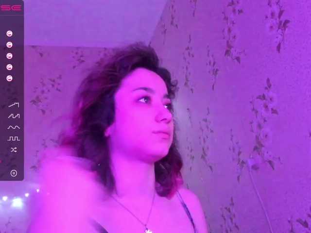 Broadcast screenshots pinkissa