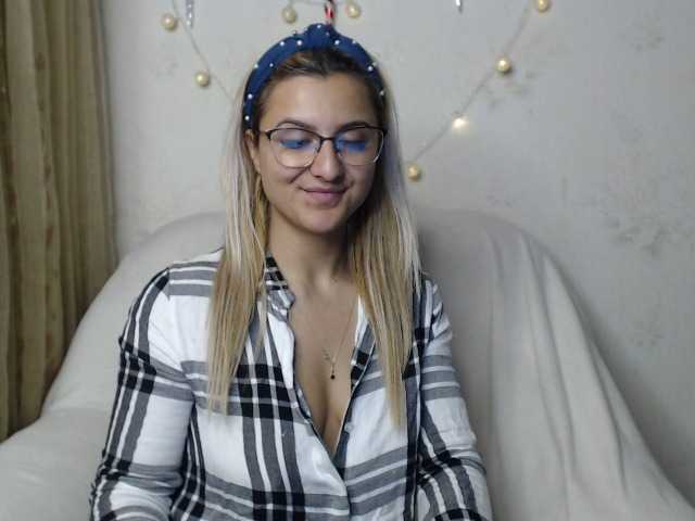 Photos PlayfulNicole Lets meet better and lets have some fun :) Lush is on :) Offer me pleasure with your *****s ;) follow me