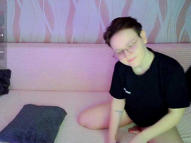 Broadcast screenshots _Crazy_baby_