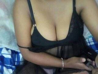 Erotic video chat Pretty-2boobs