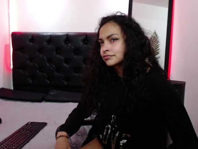 Broadcast screenshots Pretty-black