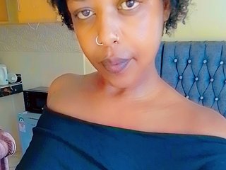 Erotic video chat pretty-eyes24
