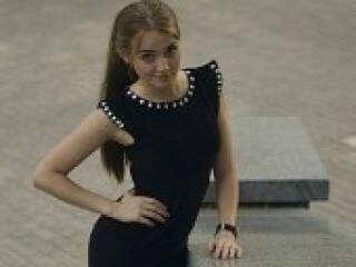 Erotic video chat pretty2girl