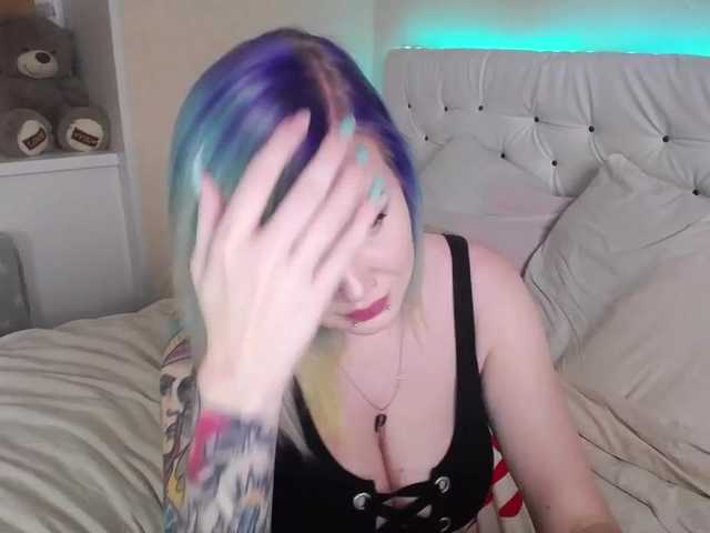 Broadcast screenshots PrettyandNaug