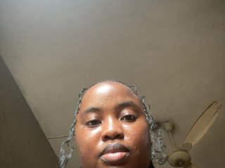 Erotic video chat PrettyJade