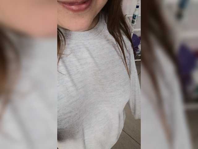 Photos Princess888 Hi! I am a virgin :). Lets play with me and have fun :). Click on the heart ). I speak English. Lovense works from 3