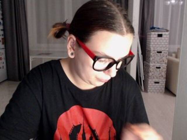 Broadcast screenshots PuffyEva