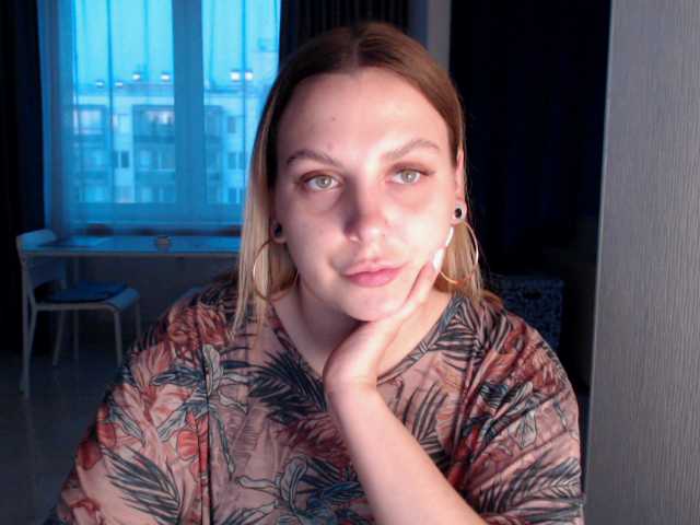 Broadcast screenshots PuffyEva