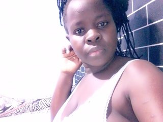 Erotic video chat queen-innocent