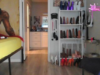 Erotic video chat QueenAnitaDix