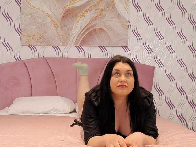 Broadcast screenshots QueenArtemis