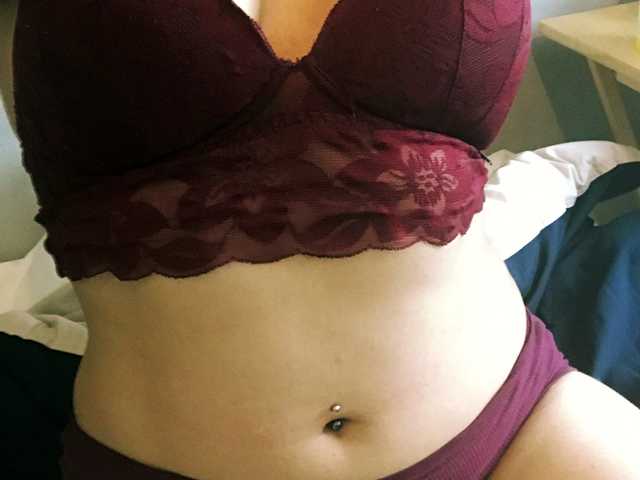 Erotic video chat QueenPenelope