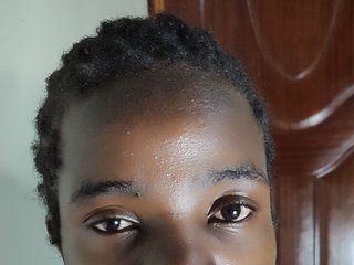 Erotic video chat Queenbee01