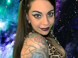 Erotic video chat QueenZkitty