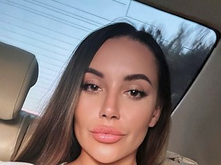 Erotic video chat QWEENII