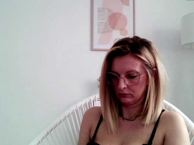 Broadcast screenshots RachellaFox