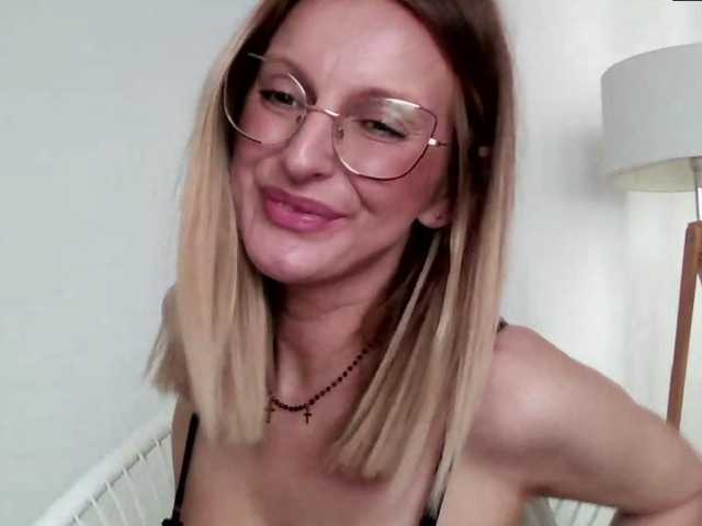 Broadcast screenshots RachellaFox