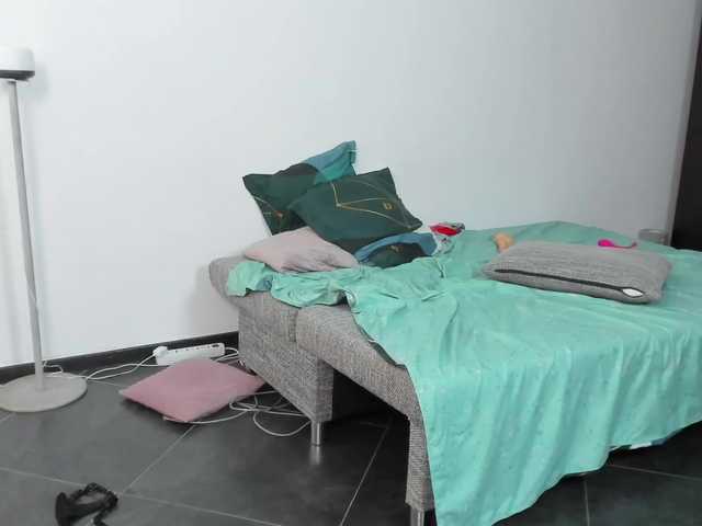 Broadcast screenshots RanyaMrr