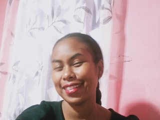 Erotic video chat Ravaka20