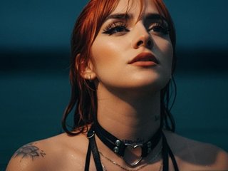 Erotic video chat RavynRouge