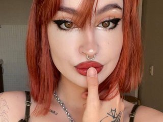 Erotic video chat RayniraJones