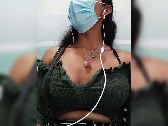 Broadcast screenshots RebeccaRosse