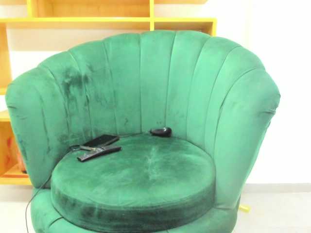 Broadcast screenshots RebeccaRosse