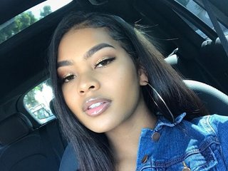 Erotic video chat reinelia21