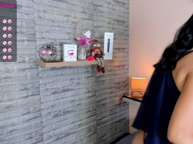 Broadcast screenshots RenataQueen